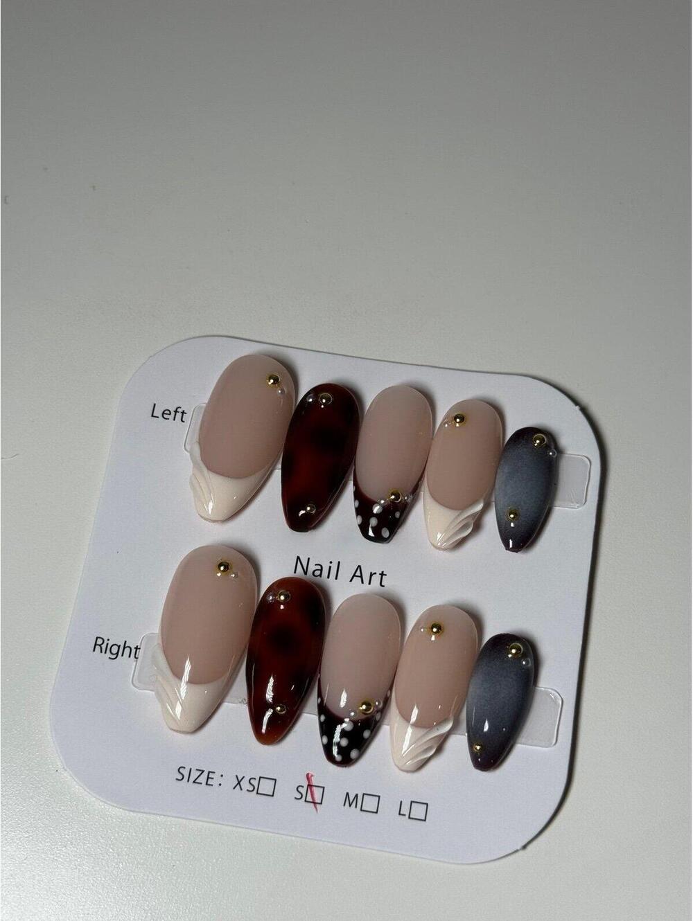 Press on nails - Picture 3 of 3
